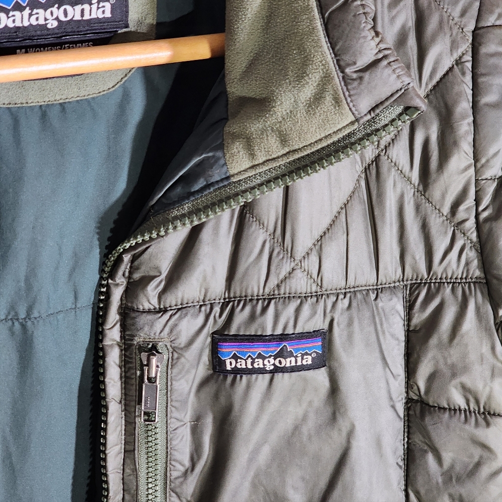 Patagonia Quilted Jacket in Olive Green - Picture 3 of 6